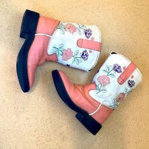 Olive Mae Boots size 7